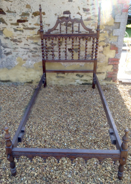 OLD BARLEY TWIST SINGLE BED
